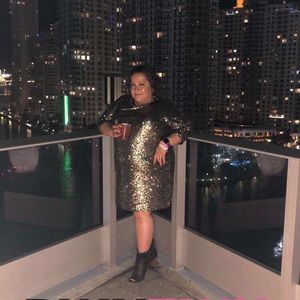 Meet your Posher, Carolina